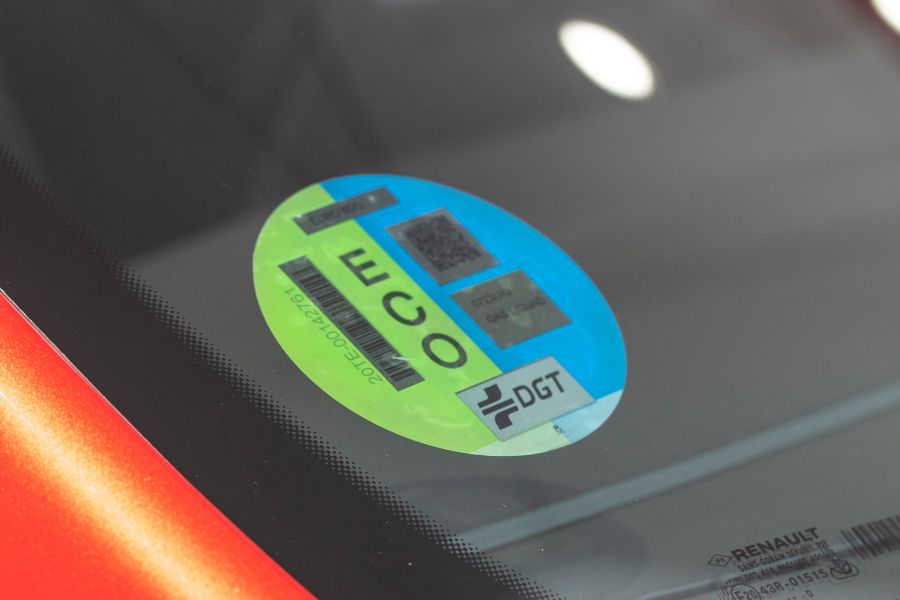 Guía completa sobre el etiquetado medioambiental de vehículos