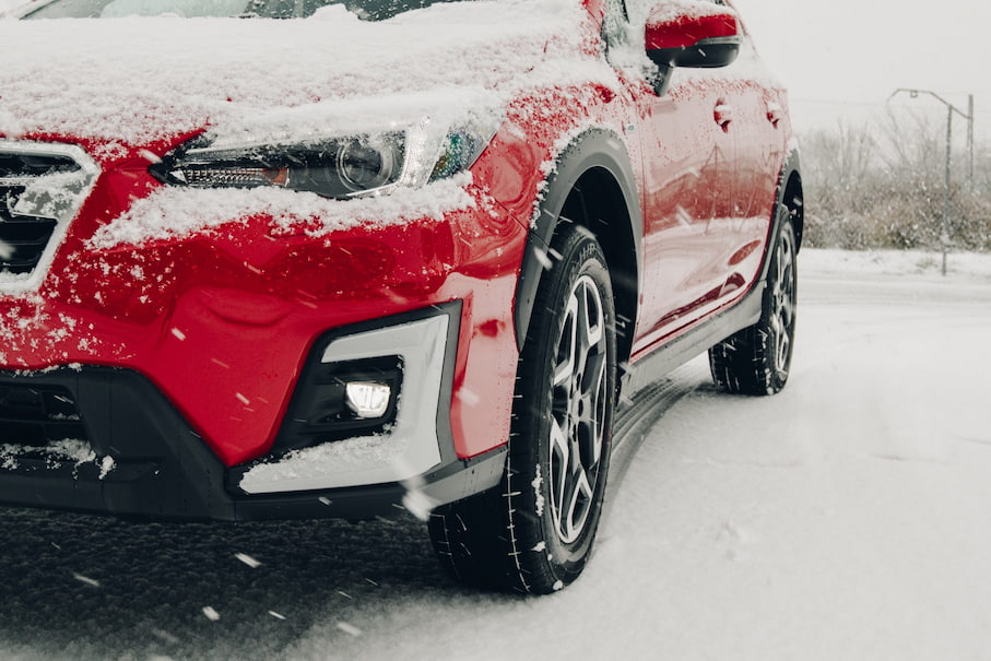 Cadenas de tela: circular con tu coche en la nieve