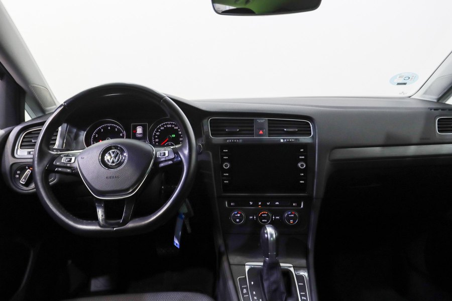 Interior Volkswagen Golf