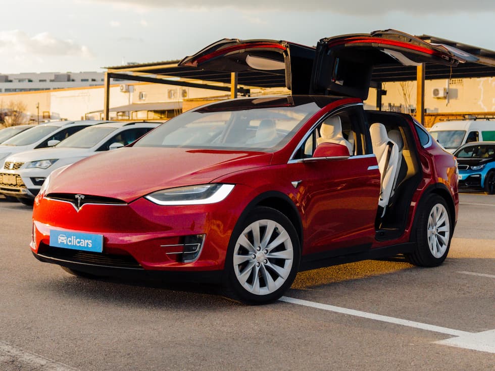 Entregas de Tesla Model X y S