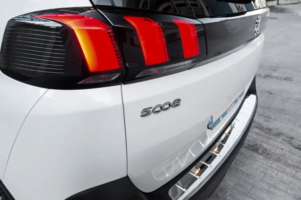 comparativa citroen c5 aircross vs peugeot 5008