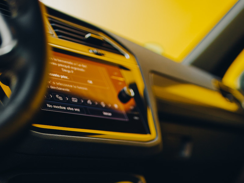 Comparativa entre Apple CarPlay y Android Auto: ¿Cuál debería de elegir?