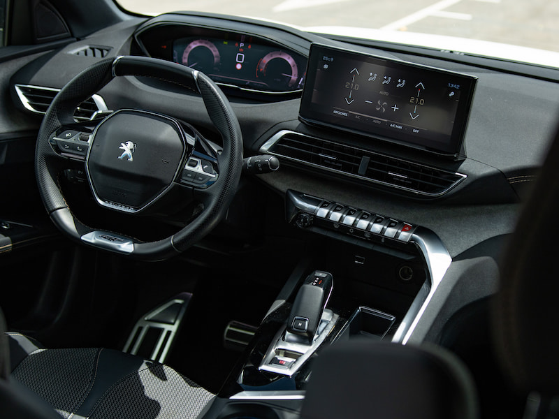 que es mejor android auto o apple carplay